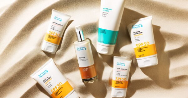 Ένα award-winning βρετανικό brand υπογράφει το καλοκαιρινό glow routine