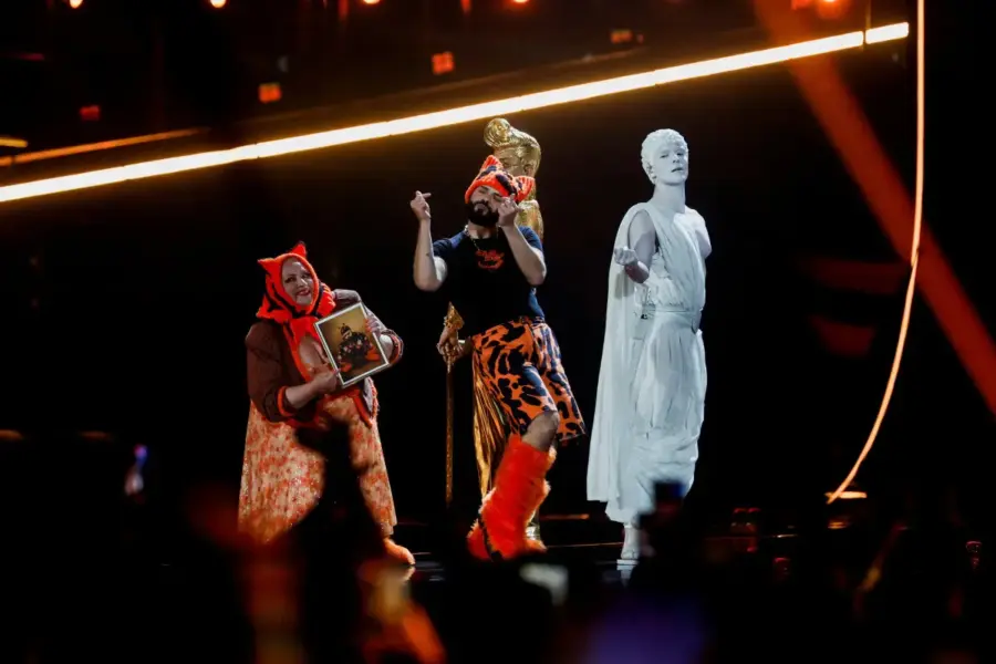 Eurovision 2026: Δείτε την εκρηκτική εμφάνιση του Ακύλα στον A' Ημιτελικό με το «Ferto»