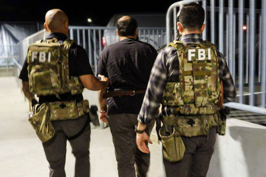 Από τη μεταγωγή στις ΗΠΑ του υπόπτου για τις επιθέσεις