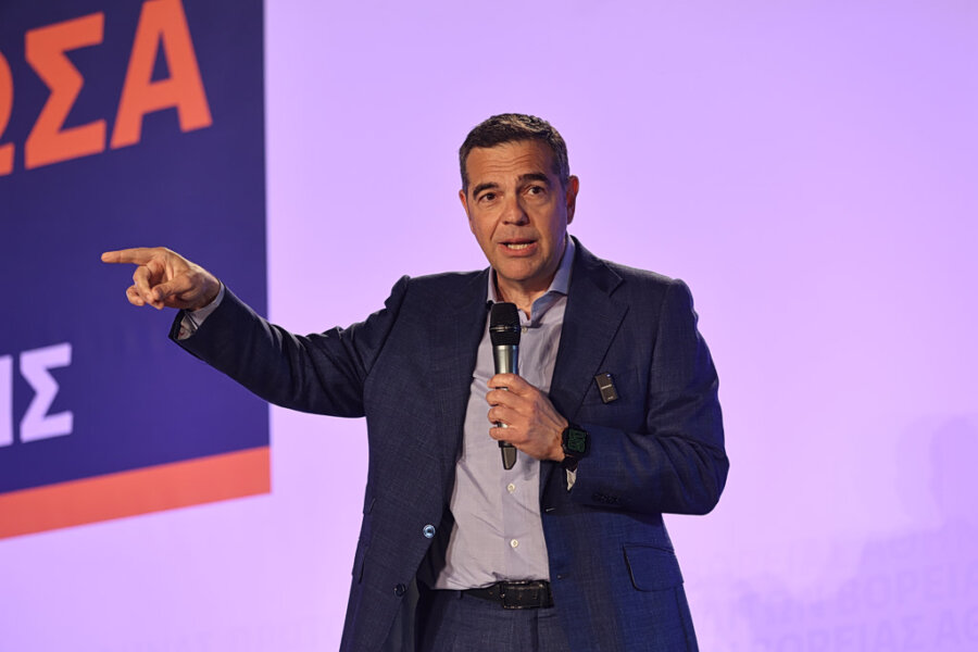 Τσίπρας: Επισπεύδει για το νέο κόμμα, ακόμα και τέλος Μαΐου η ανακοίνωση
