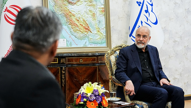 Ιράν: Ο επικεφαλής διαπραγματευτής Γκαλιμπάφ ορίστηκε και ειδικός απεσταλμένος για τις σχέσεις με την Κίνα