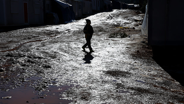 Έρευνα από την Ευρωπαϊκή Εισαγγελία για τα καμπ των μεταναστών σε Μαλακάσα και Σιντική