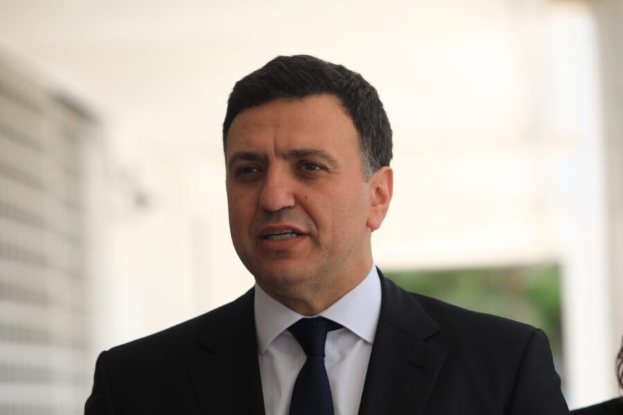 Βασίλης Κικίλιας πορτρέτο
