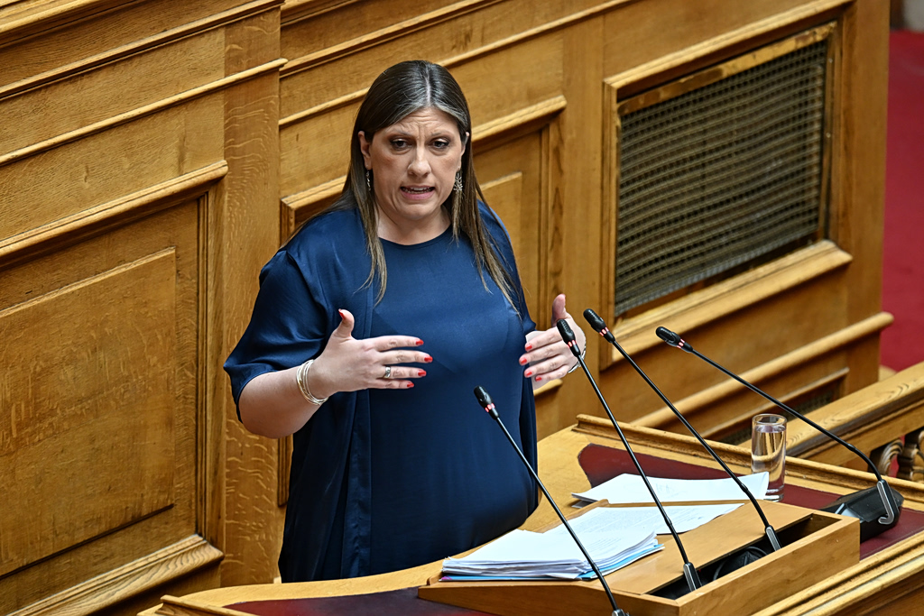 Αγρια αντιπαράθεση στη Βουλή με Κωνσταντοπούλου και ΚΚΕ: «Είσαι τόσο ξ…;»