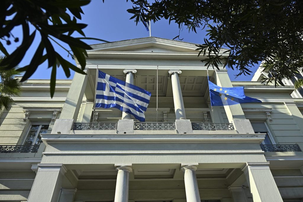 ΥΠΕΞ για «Γαλάζια Πατρίδα»: «Η Ελλάδα είναι έτοιμη για κάθε ενδεχόμενο – Σαφές το νομικό καθεστώς στο Αιγαίο»