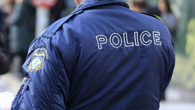 Κρήτη: Σε εξέλιξη μεγάλη επιχείρηση της ΕΛ.ΑΣ. - Ναρκωτικά, όπλα και «διάλογοι-φωτιά» για τον ΟΠΕΚΕΠΕ