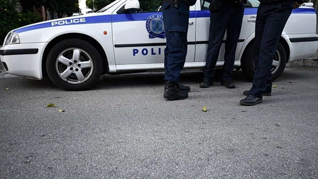 Αγρίνιο: Μαθήτρια έκανε μπούλινγκ επί δύο μήνες στη συμμαθήτριάς της - Δάγκωσε και την μητέρα της