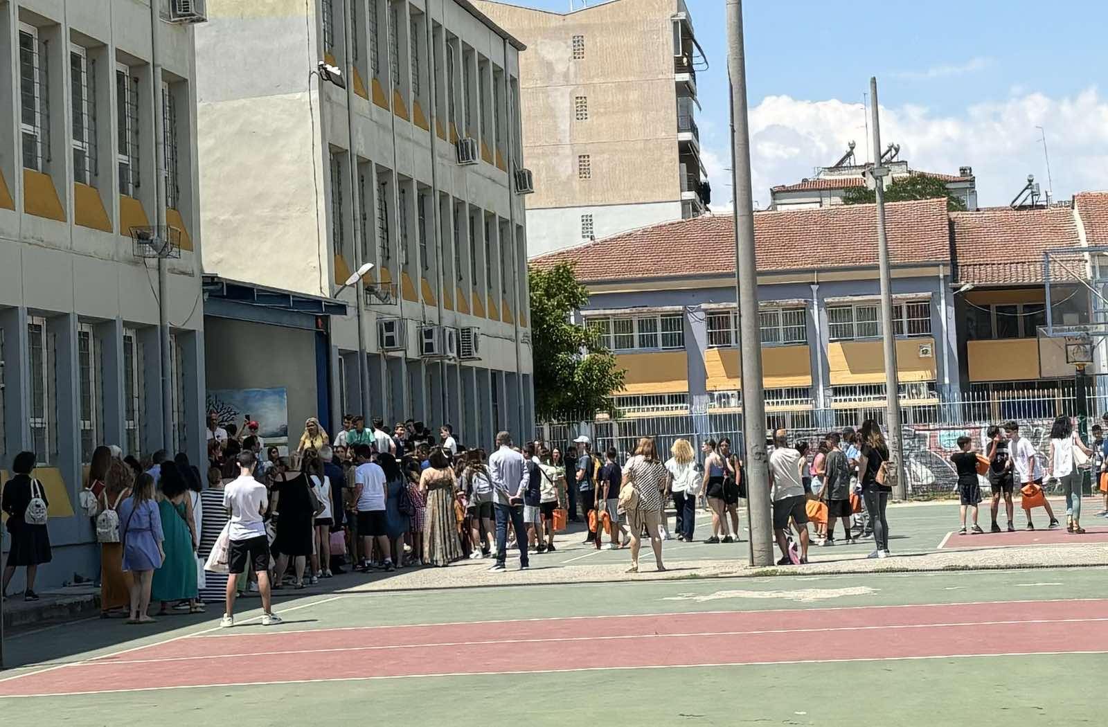 4ο λυκειο λαρισας