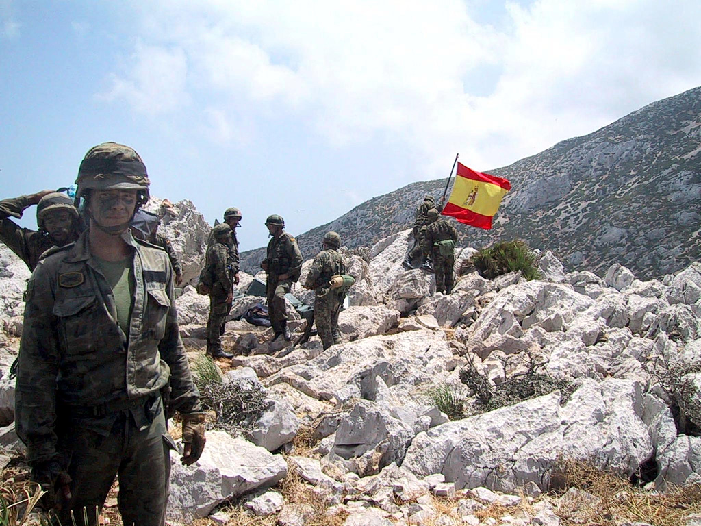 Πρωτοφανές φιάσκο στο Κάντιθ για τις ισπανικές ένοπλες δυνάμεις – Έκλεψαν τρία σκάφη του ΠΝ μέσα από στρατιωτική άσκηση