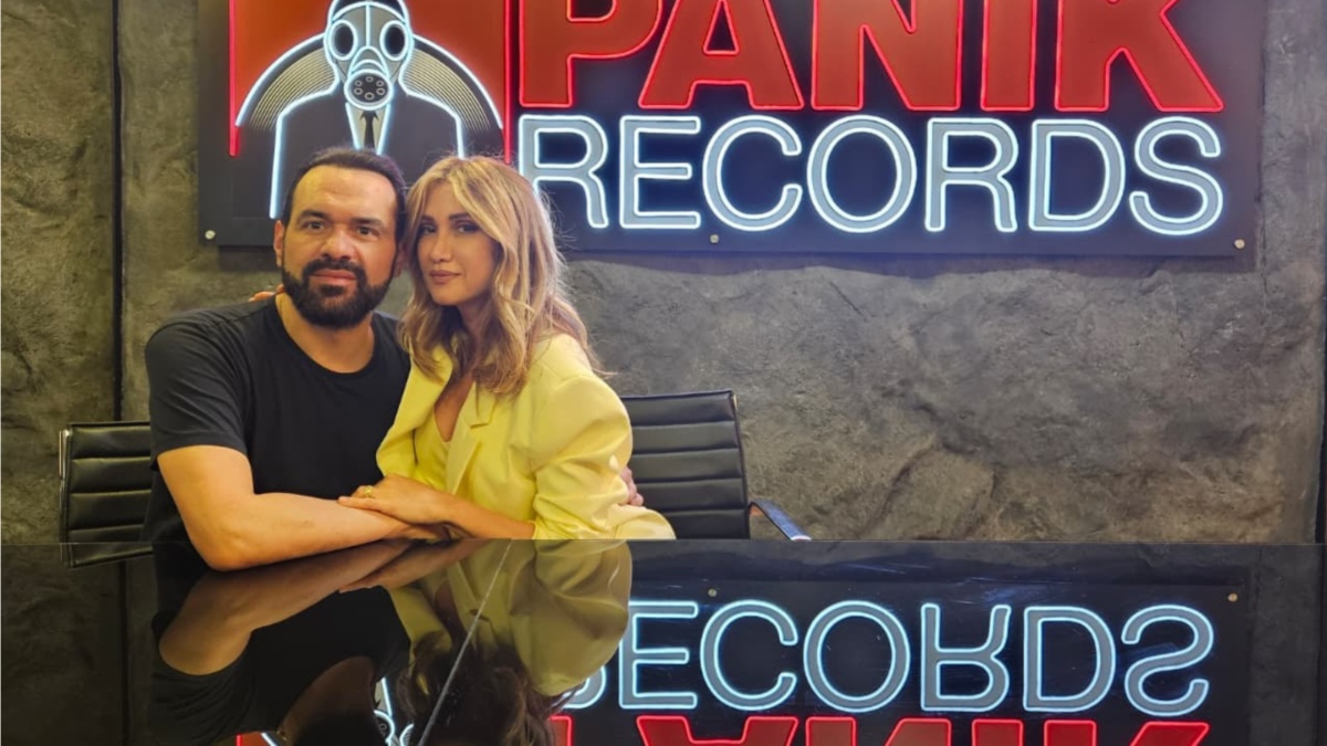 Η Στέλλα Καλλή στην οικογένεια της Panik Records - Νέο τραγούδι σε λίγες ημέρες!