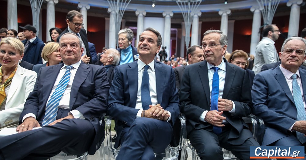 Ο Μητσοτάκης στο υπουργικό, με το βλέμμα στο κόμμα Τσίπρα και τη νέα...