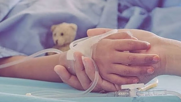 Κρήτη: Ξεκινά η διαδικασία αφύπνισης για την 3χρονη που κακοποιήθηκε