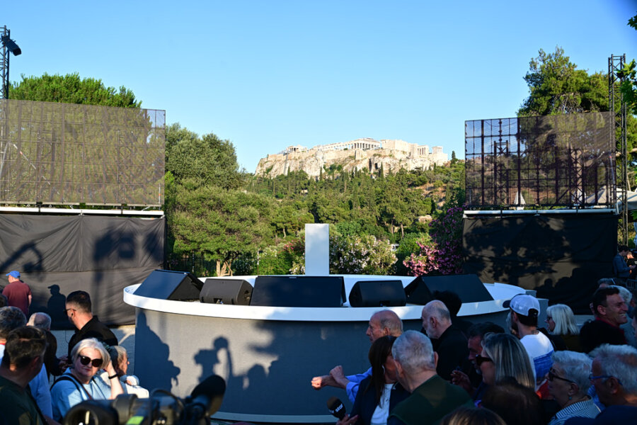 Αλέξης Τσίπρας: Live τα αποκαλυπτήρια του νέου κόμματος – Ποιοι δίνουν το παρών στο Θησείο
