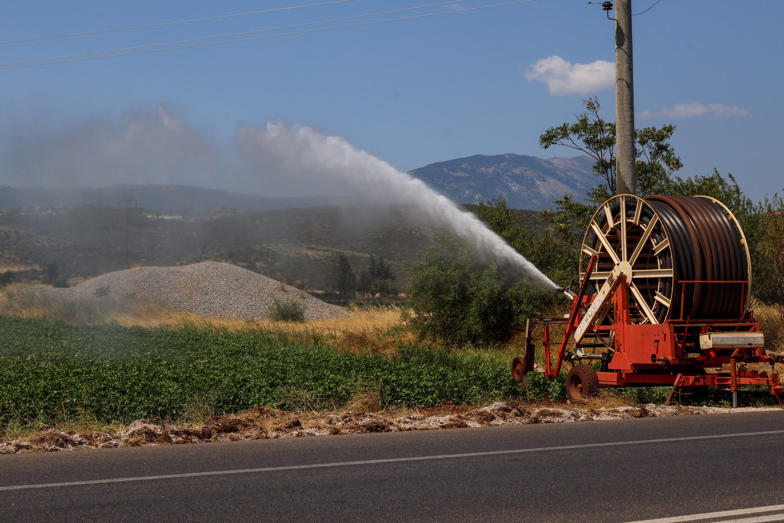 ΚΑΛΛΙΕΡΓΕΙΕΣ ΑΡΔΕΥΣΗ ΤΕΧΝΙΤΗ ΒΡΟΧΗ (ΚΑΝΟΝΙ) (ΓΙΑΝΝΗΣ ΠΑΝΑΓΟΠΟΥΛΟΣ/ EUROKINISSI)