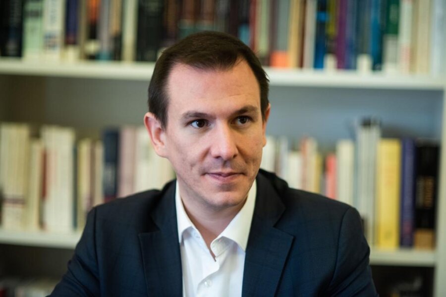 Δουδωνής προς δημοσκόπους: «Δεν τα έχουν υπολογίσει καλά»