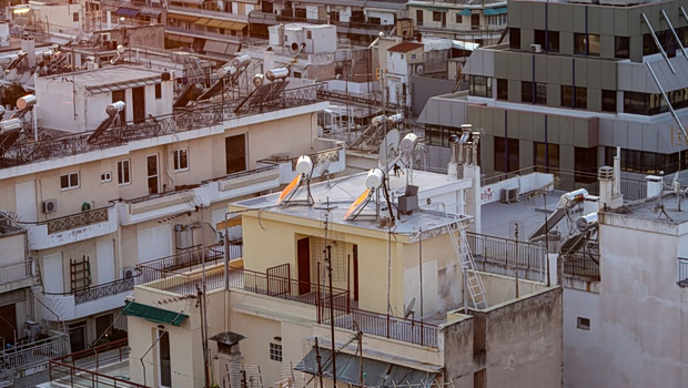 Τι αλλάζει στις σχέσεις των συνιδιοκτητών σε πολυκατοικίες και Airbnb