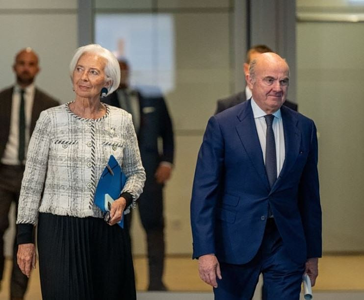 ΕΚΤ: Η Λαγκάρντ αποχαιρετά τον Γκίντος – H κληρονομιά μιας κρίσιμης οκταετίας - Οικονομικός Ταχυδρόμος