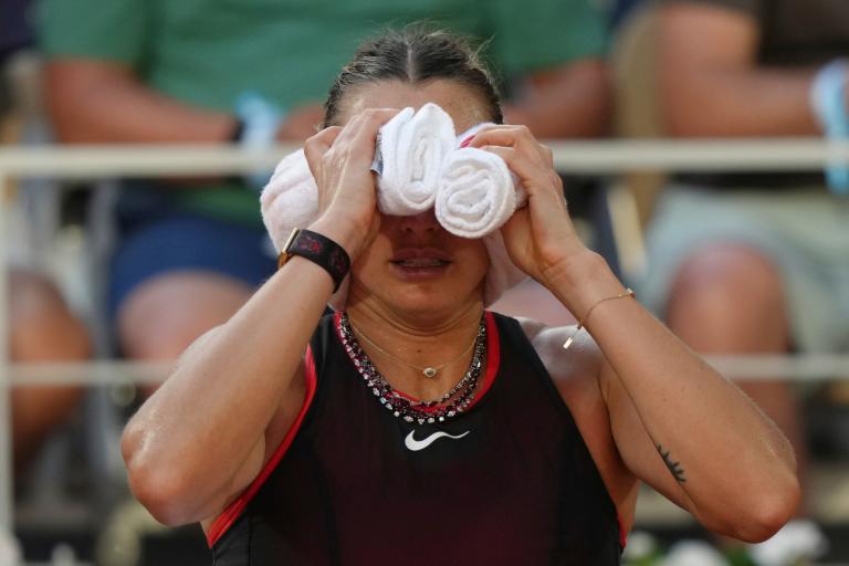Όλες οι λεπτομέρειες για το κολιέ των 75.000 δολαρίων που φόρεσε η Aryna Sabalenka στο Roland Garros