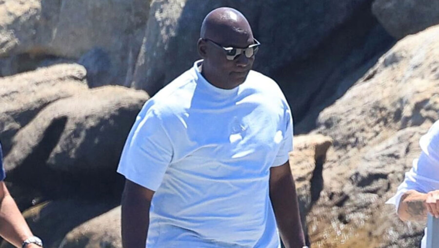 Michael Jordan: Διακοπές στη Μύκονο με το πολυτελές superyacht αξίας 100 εκατ. ευρώ