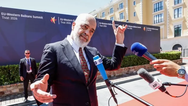 «Ο Θεός, το σεξ και η Ευρωπαϊκή Ένωση» - Η ατάκα του Έντι Ράμα που άφησε άφωνους τους δημοσιογράφους [βίντεο]