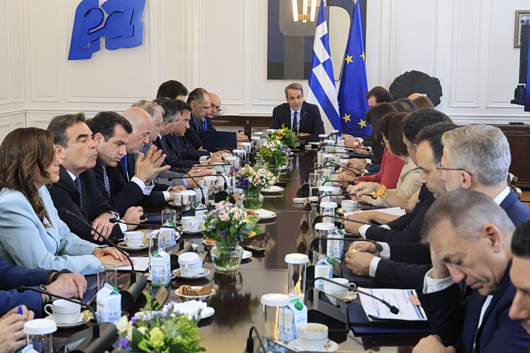 Έρχεται μίνι ανασχηματισμός στα τέλη της επόμενης εβδομάδας – Πιθανές αλλαγές και εντός Μαξίμου