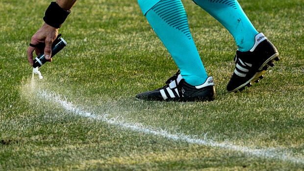 Super League: Τα μυστήρια των ορισμών των διαιτητών και τα ερωτήματα χωρίς απαντήσεις