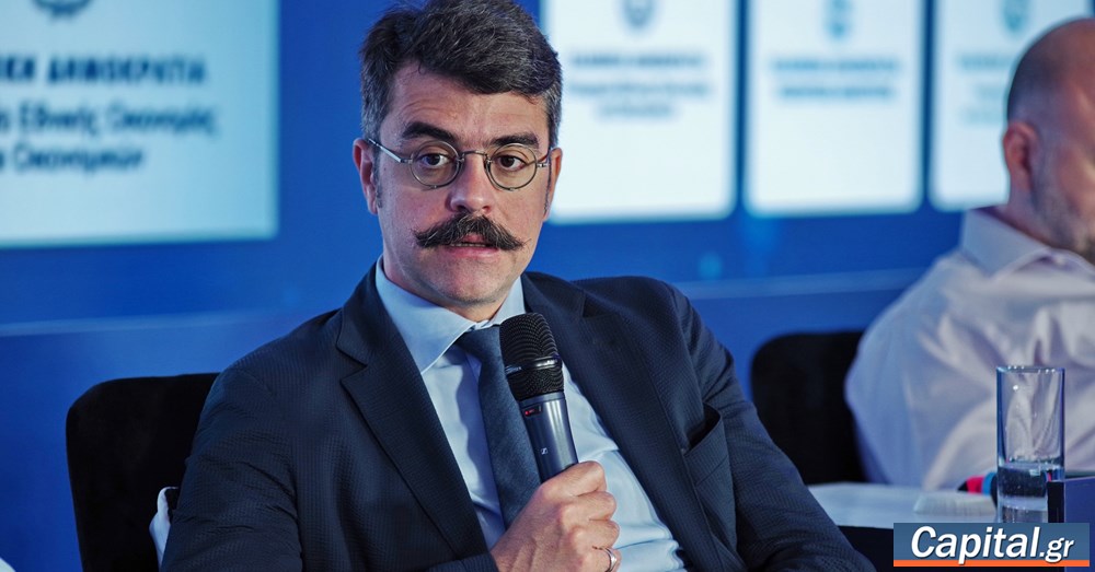 Η ελληνική κυβέρνηση στηρίζει τις ΑΠΕ και επιταχύνει...