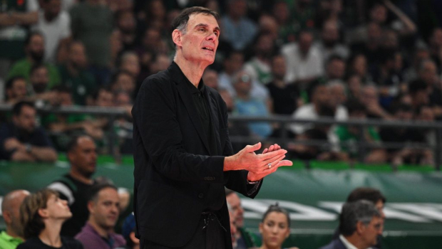 Ολυμπιακός: Εκτός εξάδας ξένων για το Game 3 οι Χολ και Νιλικίνα