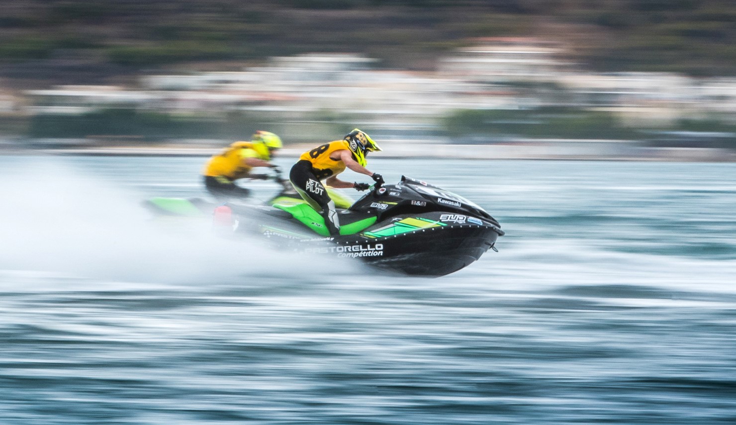 jet-ski