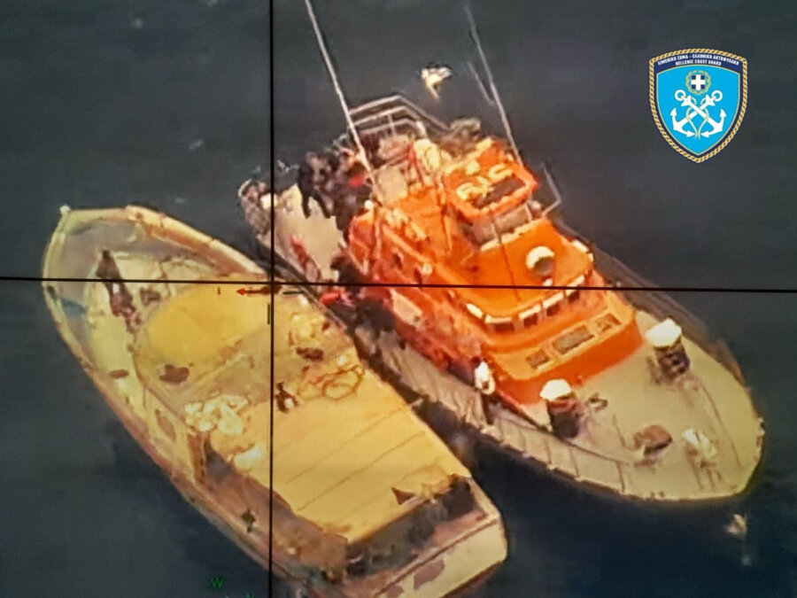Κρήτη: Επιχείρηση περισυλλογής 192 αλλοδαπών από αλιευτικό σκάφος νότια των Καλών Λιμένων