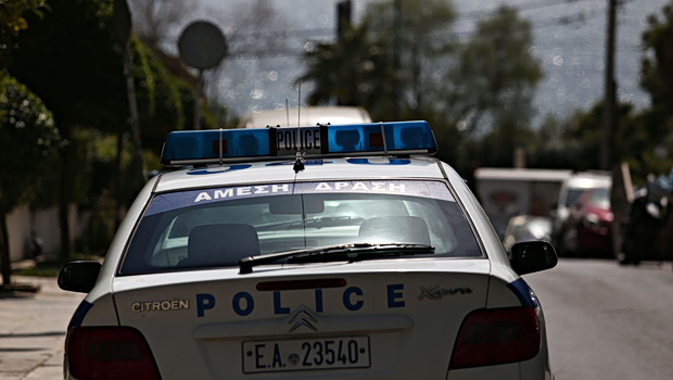 Αιγάλεω: Συνελήφθη μεθυσμένος οδηγός που έπεσε σε έξι αυτοκίνητα - 5 φορές πάνω από το όριο έδειξε το αλκοτέστ