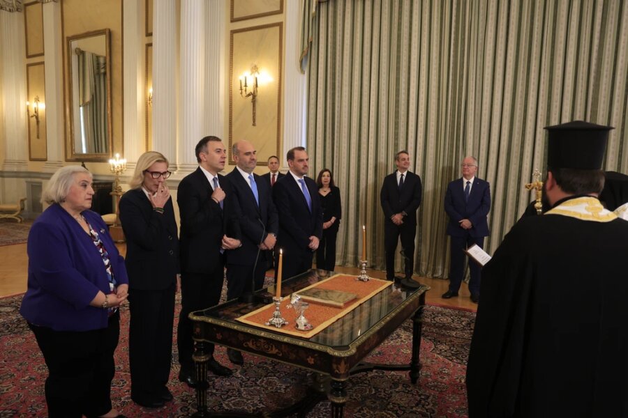 Ορκίστηκαν Μαρκόπουλος, Κώτσηρας, Χατζηβασιλείου και Σούκουλη – Οι αρμοδιότητές τους