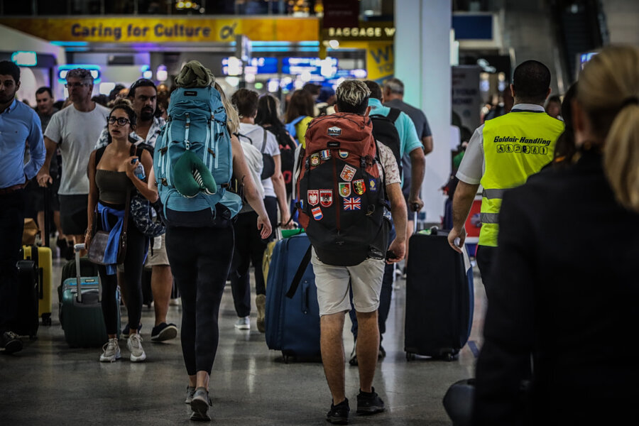 Ελεγκτές εναέριας κυκλοφορίας: Αν η διοίκηση εκπλήρωνε τις υποχρεώσεις της, η ταλαιπωρία θα είχε αποφευχθεί