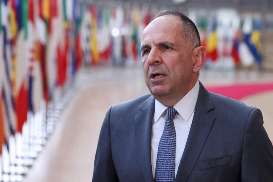 Στις Βρυξέλλες Γεραπετρίτης