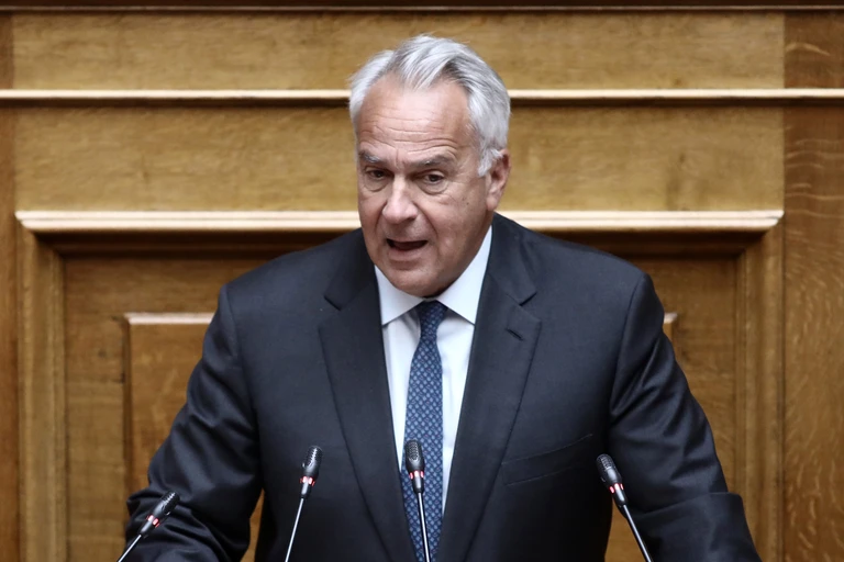 Βουλή: Με διακομματικό προεδρείο η Επιτροπή Αναθεώρησης του Συντάγματος – Πρόεδρος ο Μάκης Βορίδης