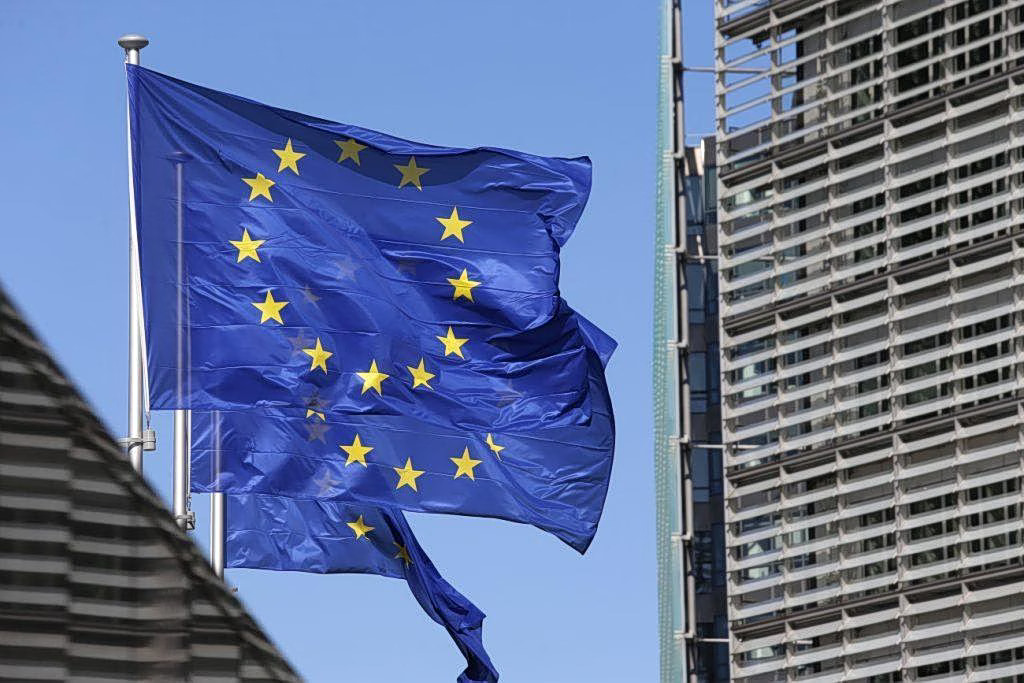 ΕΕ: Εξετάζουμε τις συνέπειες της απόφασης για την Anthropic