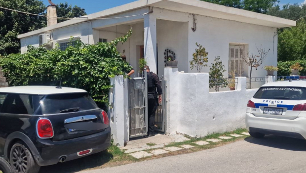 Αίγιο: Το ενδεχόμενο συνεργού στην απόκρυψη στοιχείων ερευνά η ΕΛ.ΑΣ. για τον 65χρονο που κατηγορείται το διπλό φονικό