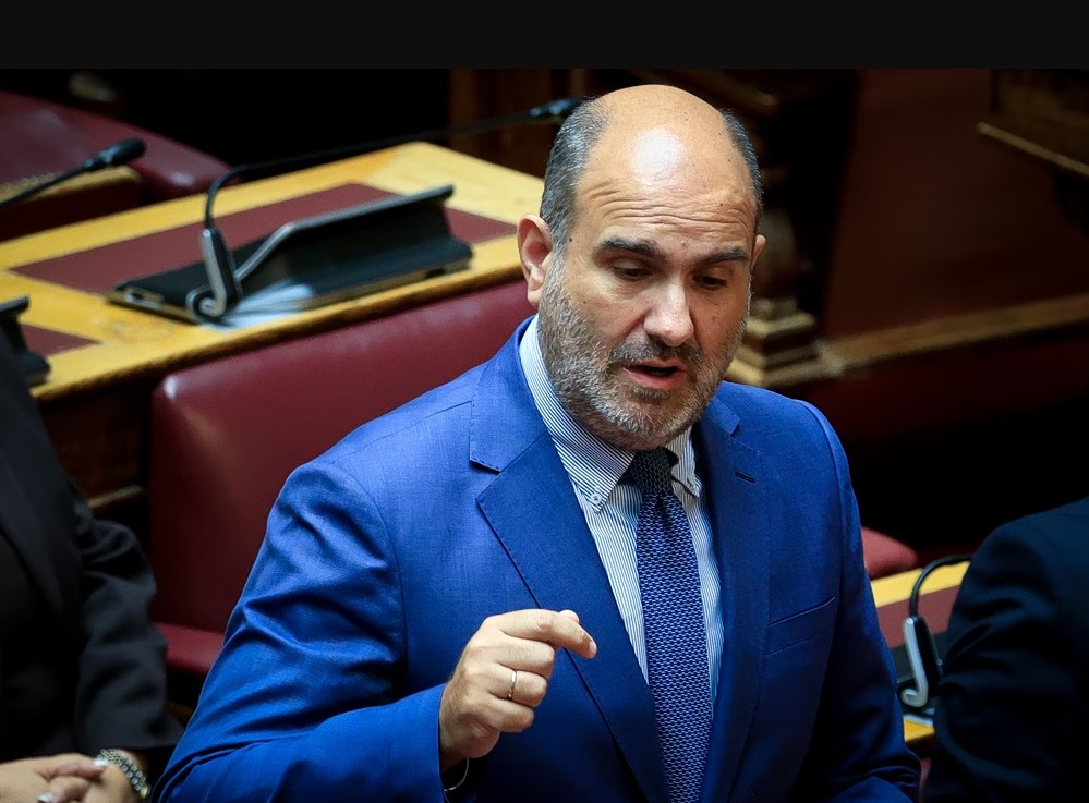Μαρκόπουλος: Δεν προβλέπεται 13η σύνταξη και μισθός στους δημόσιους υπάλληλους