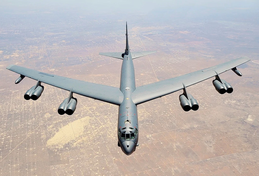 ΗΠΑ: Συνετρίβη βομβαρδιστικό B-52 λίγο μετά την απογείωση – ΒΙΝΤΕΟ