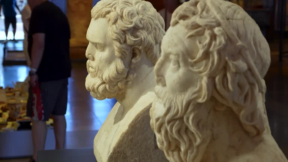 'A discovery of a lifetime,' Israeli researchers unearth almost intact 1,700-year-old marble statues