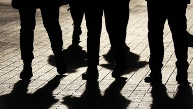 Πόρτο Ράφτη: Τρείς ανήλικοι εκβίαζαν 14χρονο για να τους δίνει χρυσαφικά της μητέρας του - Συνελήφθη 16χρονος