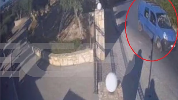 Χανιά: Η στιγμή που ο 43χρονος μεταφέρει τη σορό της Σταυρούλας με το βανάκι του - Βίντεο ντοκουμέντο