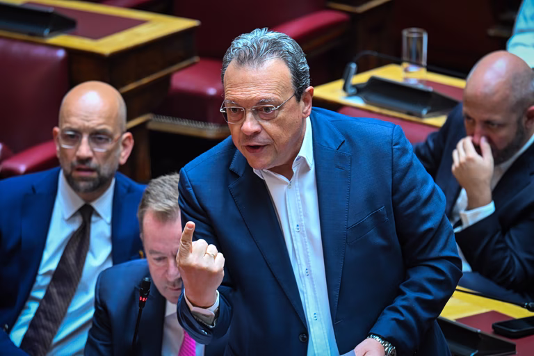 Φάμελλος: Η ρύθμιση για τους δανειολήπτες θα πέσει, λόγω σοβαρών προβλημάτων σε συνταγματικό επίπεδο