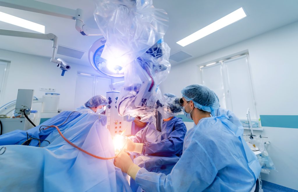 da-vinci-surgeon-xeirourgiki-robotiki
