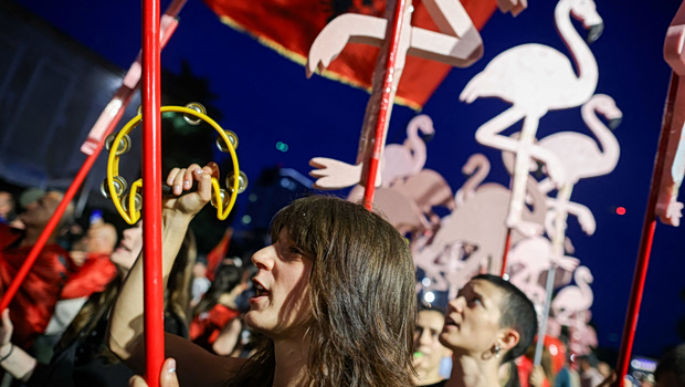 Το κίνημα των «Φλαμίνγκο»: Πώς η Gen Z της Αλβανίας κερδίζει τον Έντι Ράμα στο δικό του παιχνίδι