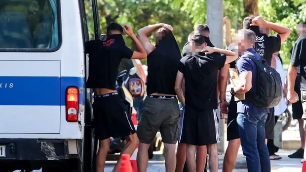 Καλλιθέα: Παραδόθηκε ακόμα ένας εμπλεκόμενος στην φονική συμπλοκή με θύμα τον 15χρονο