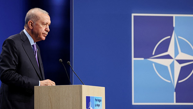 Τουρκία: Ο Ερντογάν ξεκινά εκστρατεία καταστολής εν όψει της συνόδου κορυφής του ΝΑΤΟ