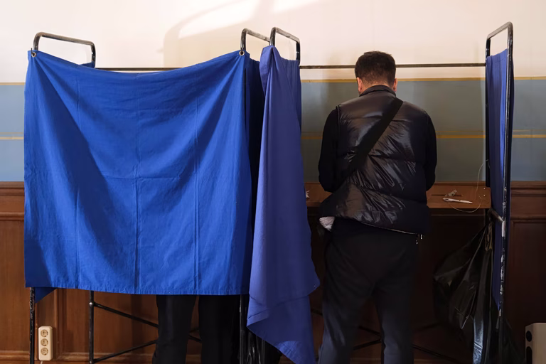 ΝΔ