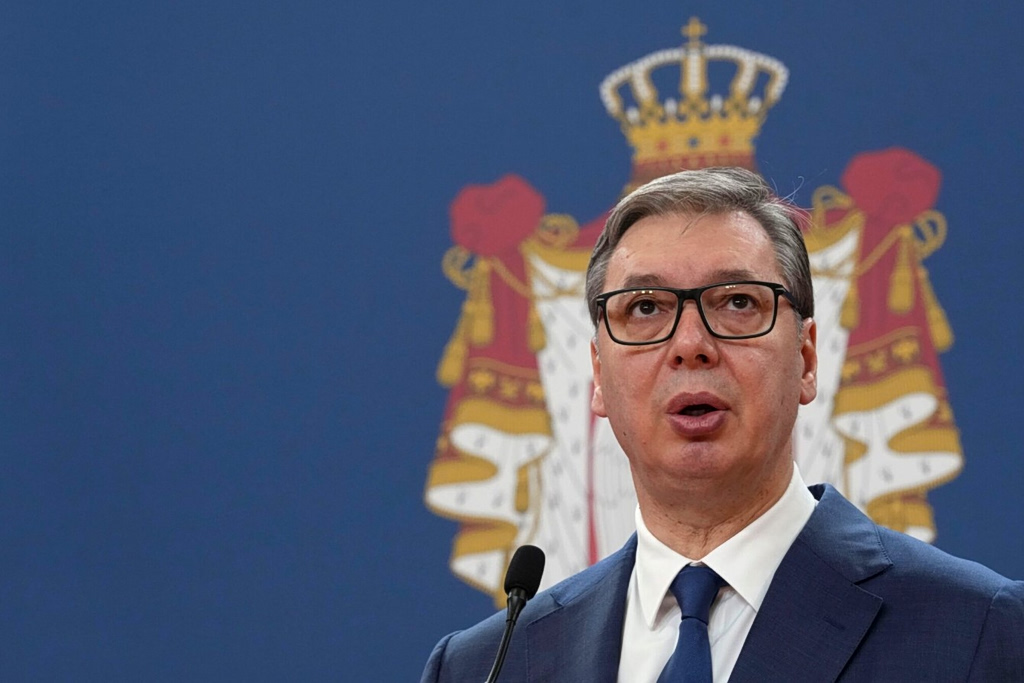 Πολιτικές εξελίξεις στη Σερβία: Παραιτείται ο πρόεδρος, Αλεξάνταρ Βούτσιτς – Ανακοίνωσε πρόωρες εκλογές