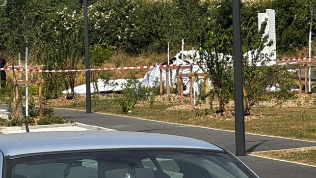 Συντριβή μικρού αεροσκάφους στο Τομπλέν της Γαλλίας - Αναφορές για νεκρούς και τραυματιές